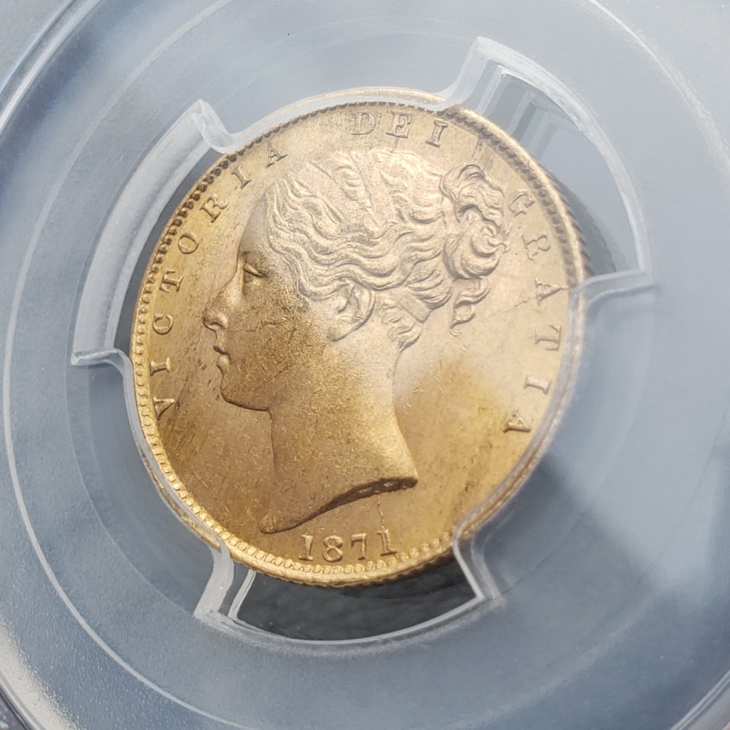 ヤングヴィクトリア・ソブリン金貨 表面(1871年)